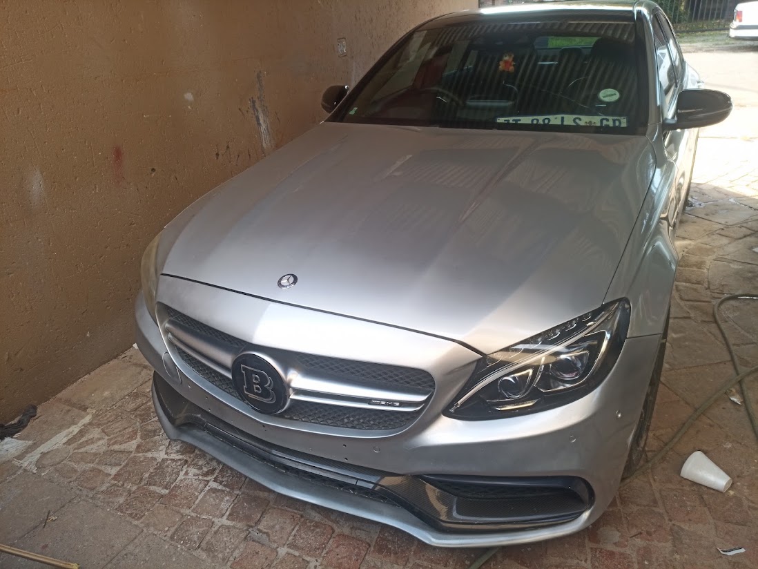 Mercedes Benz